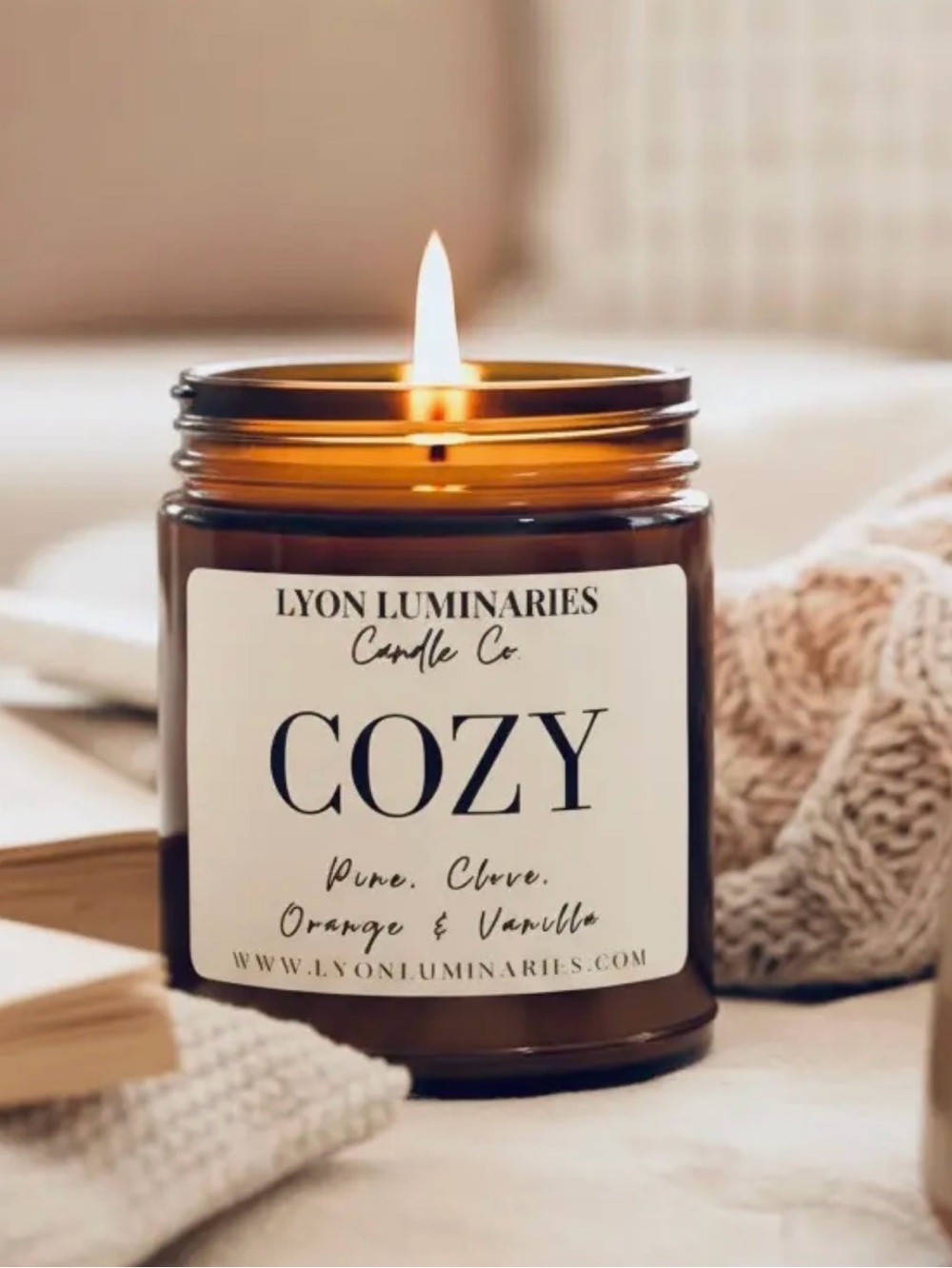 Lyon Luminaries "Cozy" Scented Candle - Amber Glass New in Box
